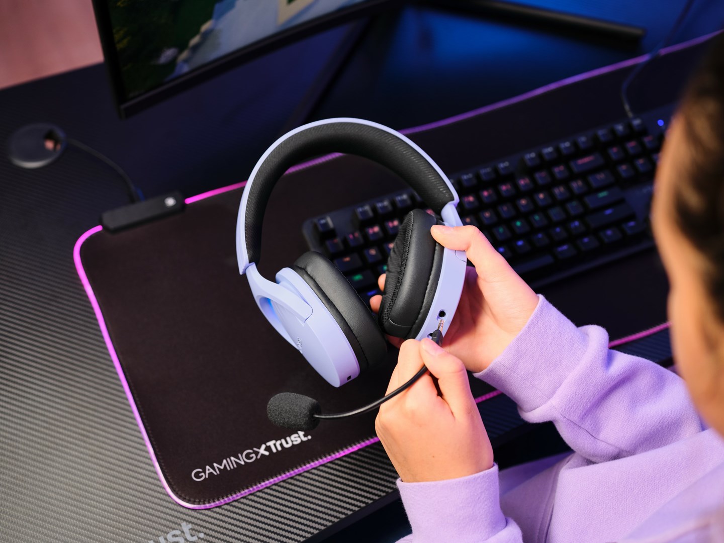 Headset TRUST GXT 491P FAYZO Wired & bežični Gaming USB Type-A Bluetooth Crna, Ljubičasta-6