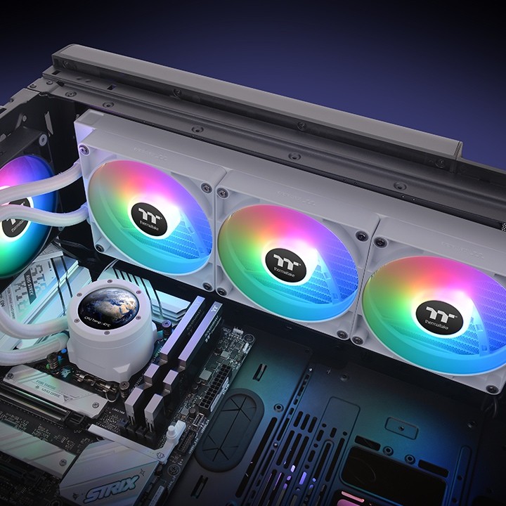 Hladnjak → THERMALTAKE → TH420 V2 Ultra ARGB Sync All-In-One Liquid Cooler Snow Edition (3 ventilatora, bijela boja)-5