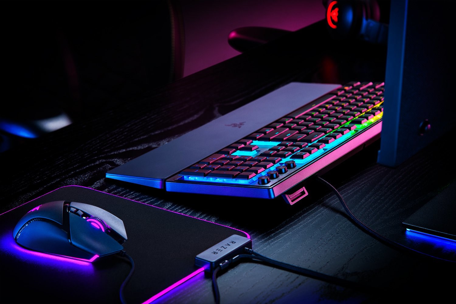 Razer Ornata V3 Gaming Keyboard, RGB LED light, US, Black, Wired, Mecha-Membrane-3