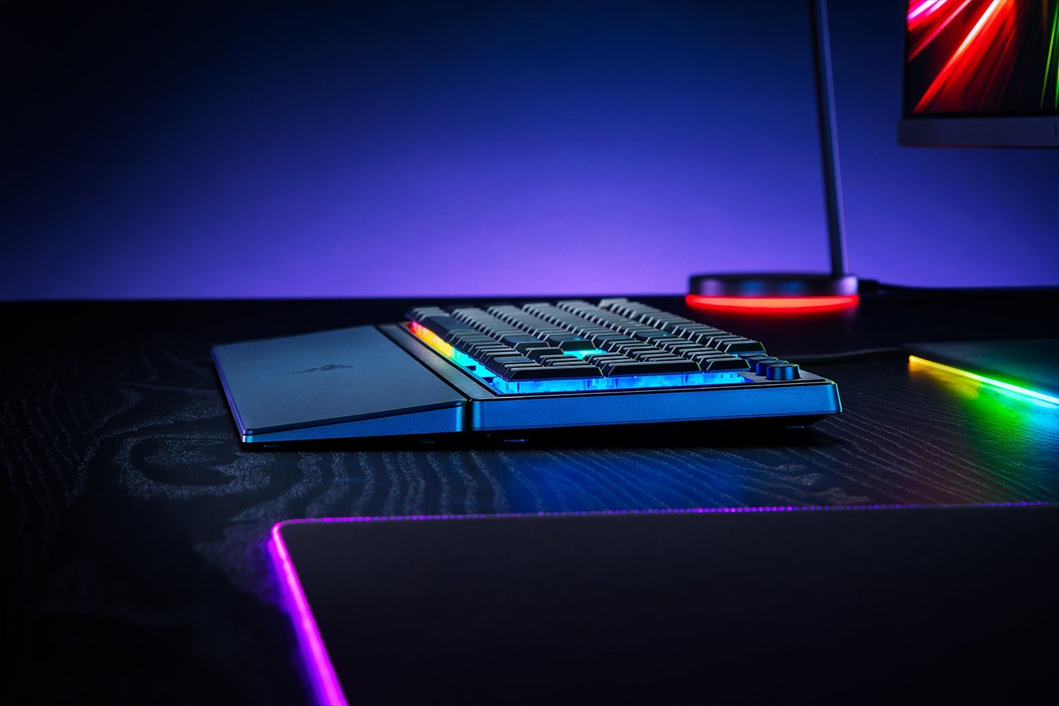 Razer Ornata V3 Gaming Keyboard, RGB LED light, US, Black, Wired, Mecha-Membrane-4