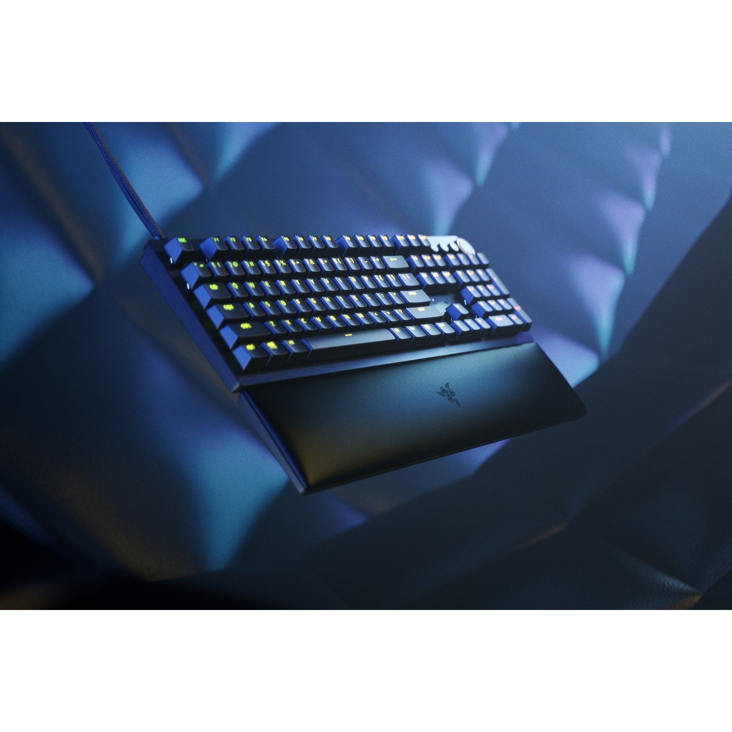 Tipkovnica RAZER Huntsman V2 (njemačka, mehanička, RGB, USB) – internacionalna non HR tipkovnica-3