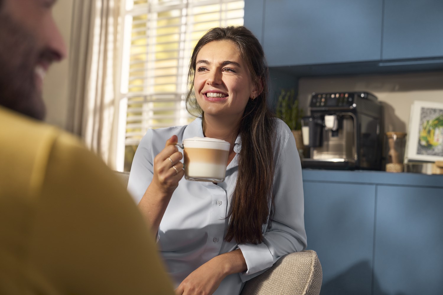 Automatski aparat za kavu PHILIPS Series 2200 EP2230/10 (LatteGo, keramički mlinac)-6