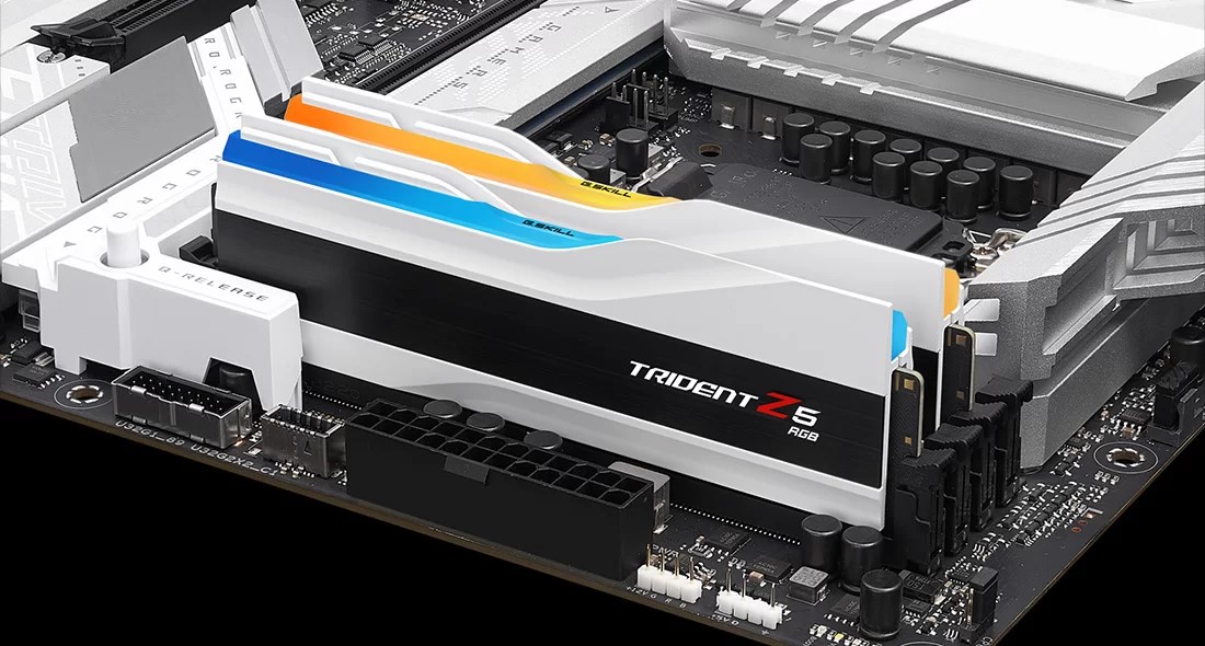 Memorija G.SKILL Trident Z5 RGB (64GB, 2x32GB, DDR5, 6000MHz)-5