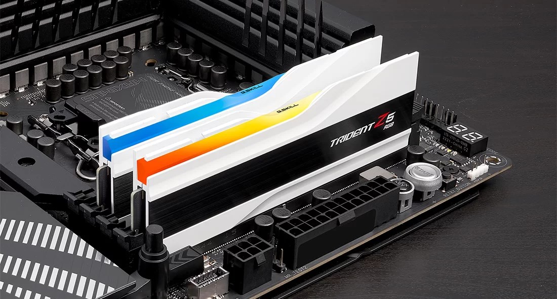 Memorija G.SKILL Trident Z5 RGB (64GB, 2x32GB, DDR5, 6000MHz)-4