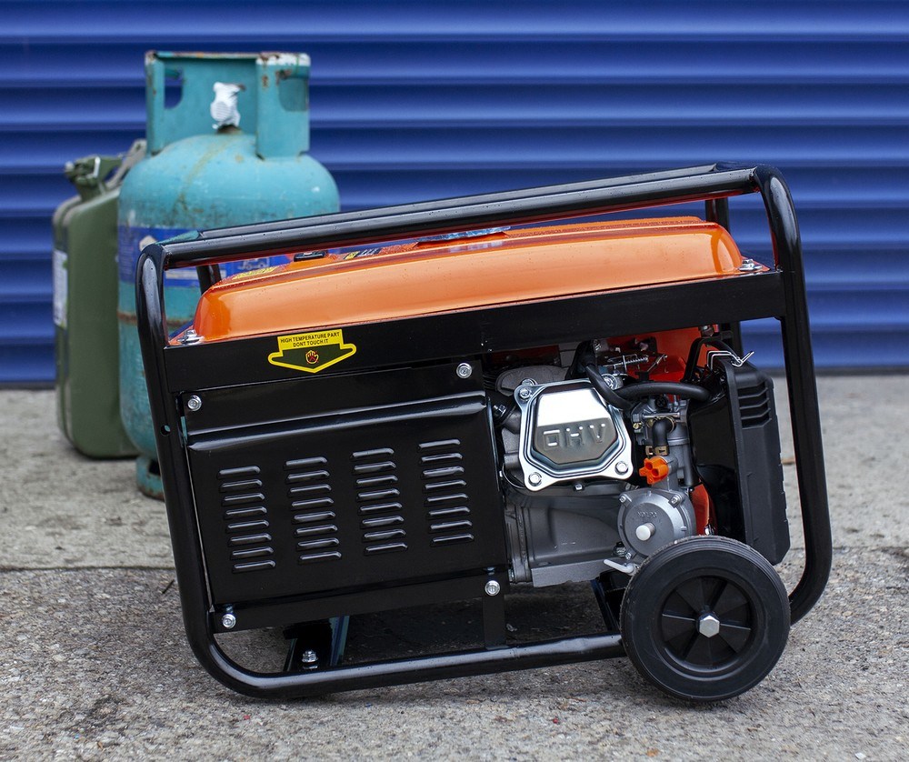 Generator Extralink EGH-3000 hybrid (Maksimalna snaga 3000 W, Kapacitet spremnika goriva 15 L, Prirodni plin/LPG/Benzin, Napon 220 V, Crna/Narančasta)-4