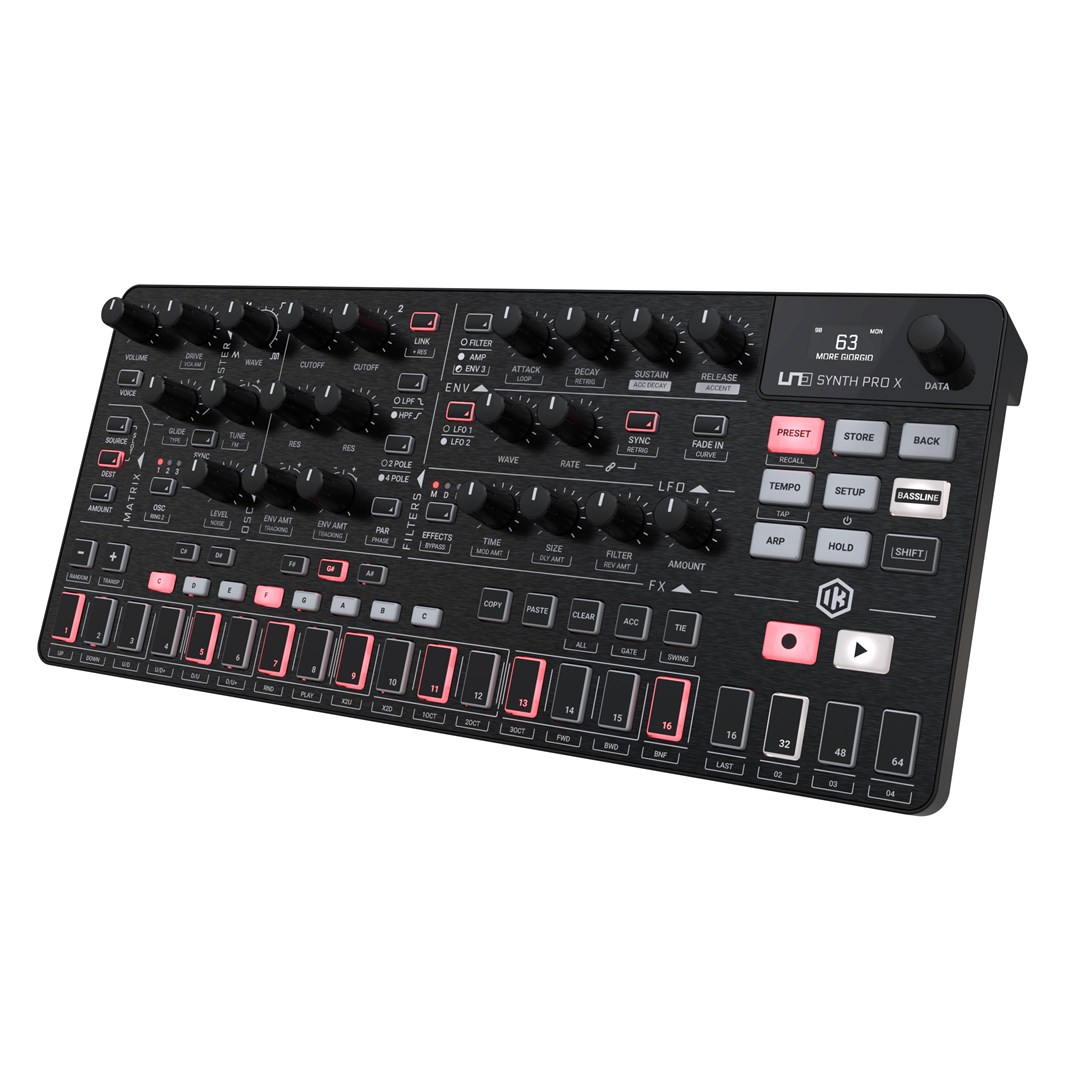 IK Multimedia Uno Synth Pro X - analogue synthesiser-2