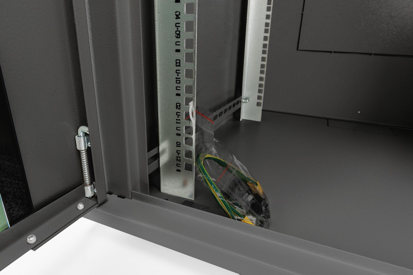 DIGITUS Dynamic Basic DN-19 12U-6/6-EC-5