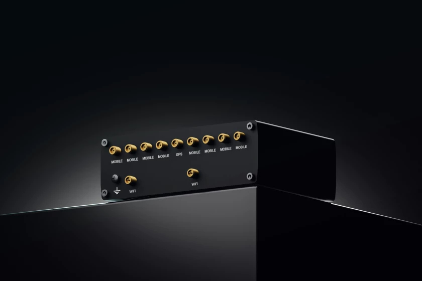 5G LTE Dual Modem Teltonika Networks RUTM52 (EU)-11