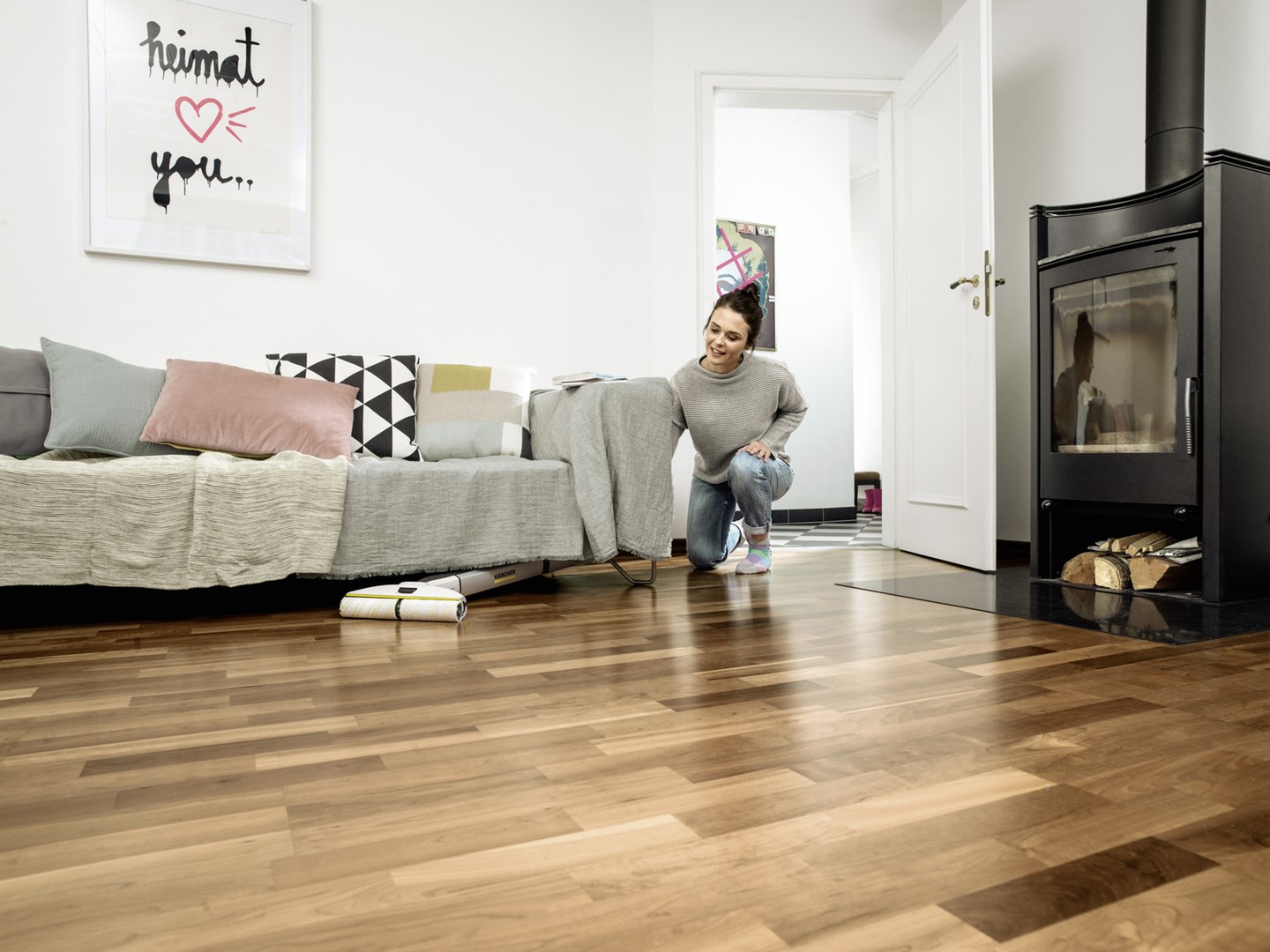 Usisavač KARCHER EWM 2 (baterija, mokro čišćenje, crna, bijela, žuta, 2.5 Ah)-6