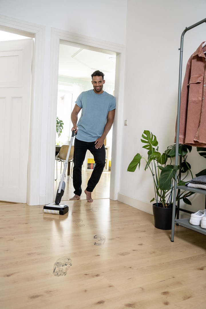 Kärcher FC 2-4 Electric broom Battery Dry&wet Bagless Black, Grey, White 2.5 Ah-3