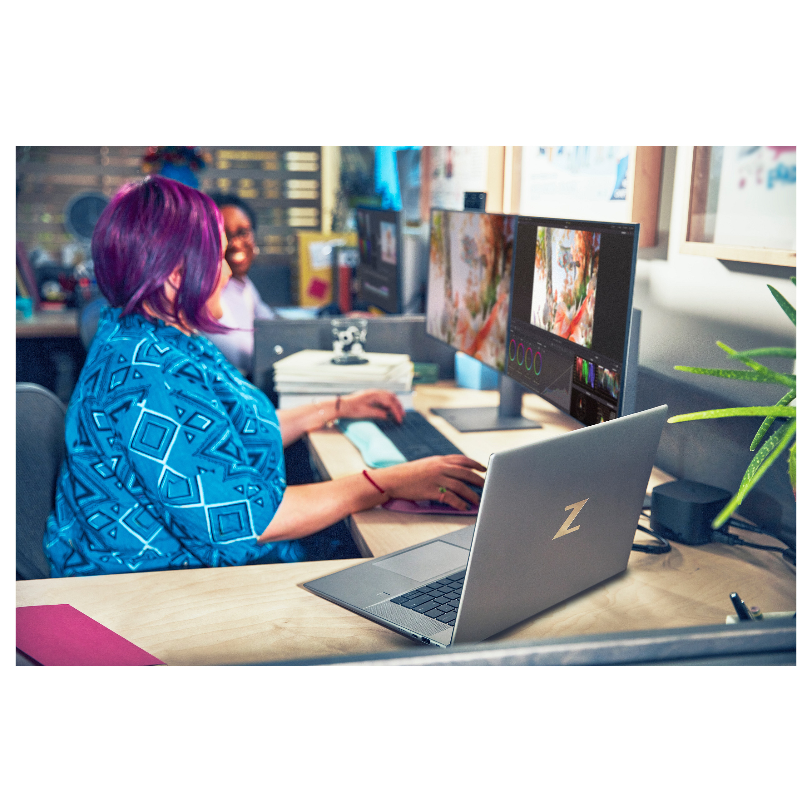 Monitor HP Z24q G3 (QHD, 23.8", IPS, HDMI/DP)-16