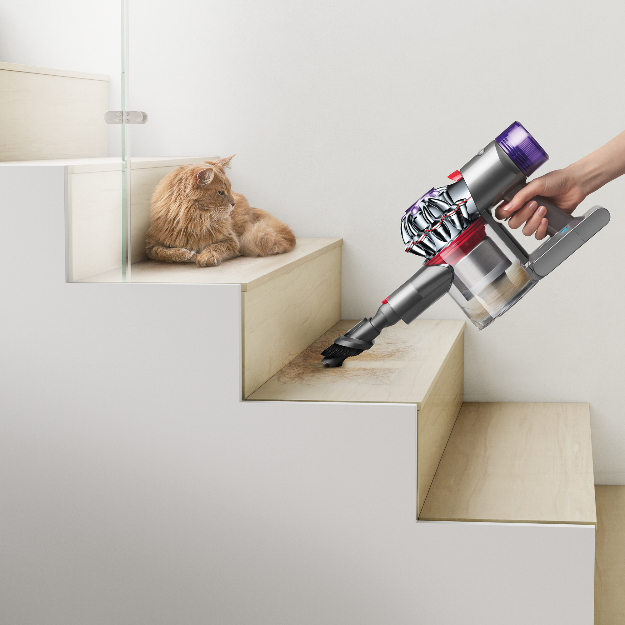 Štapni usisavač DYSON V8 (446969) D1111-2