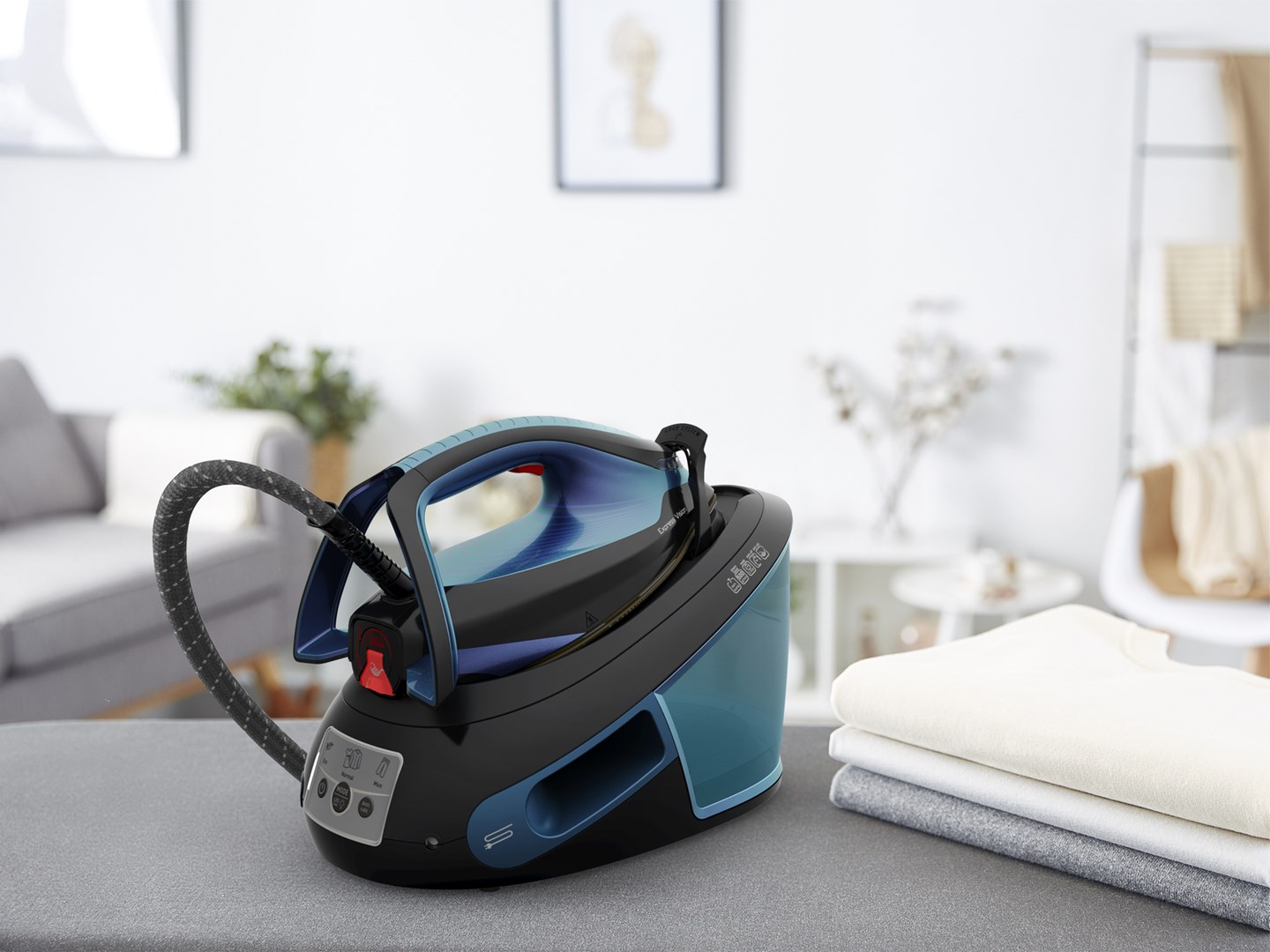 Parna postaja TEFAL SV8151E0-13