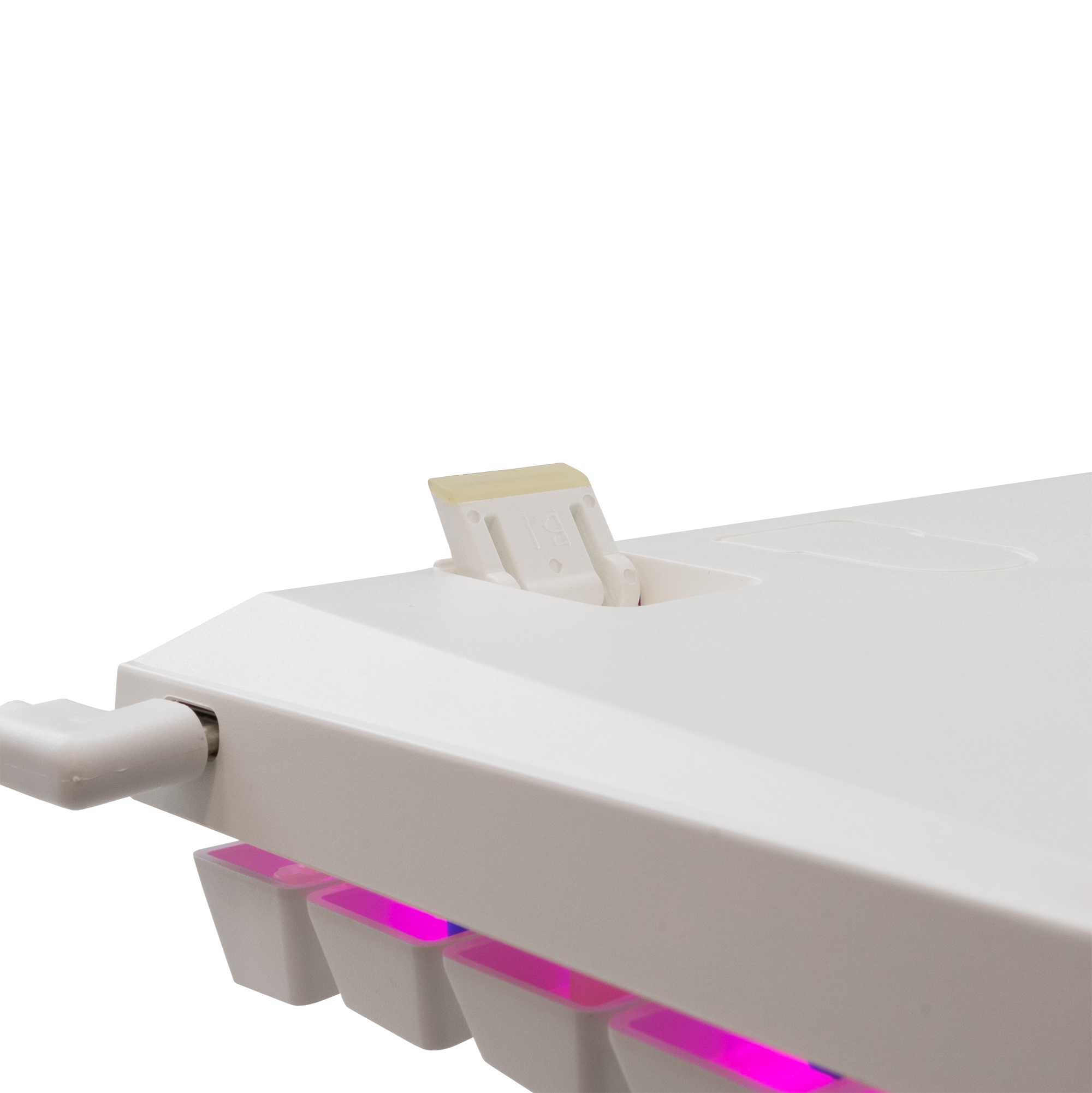 Tipkovnica WHITE SHARK Wakizashi-2 GK-002211V2 (bijela, US layout, red switch)-15