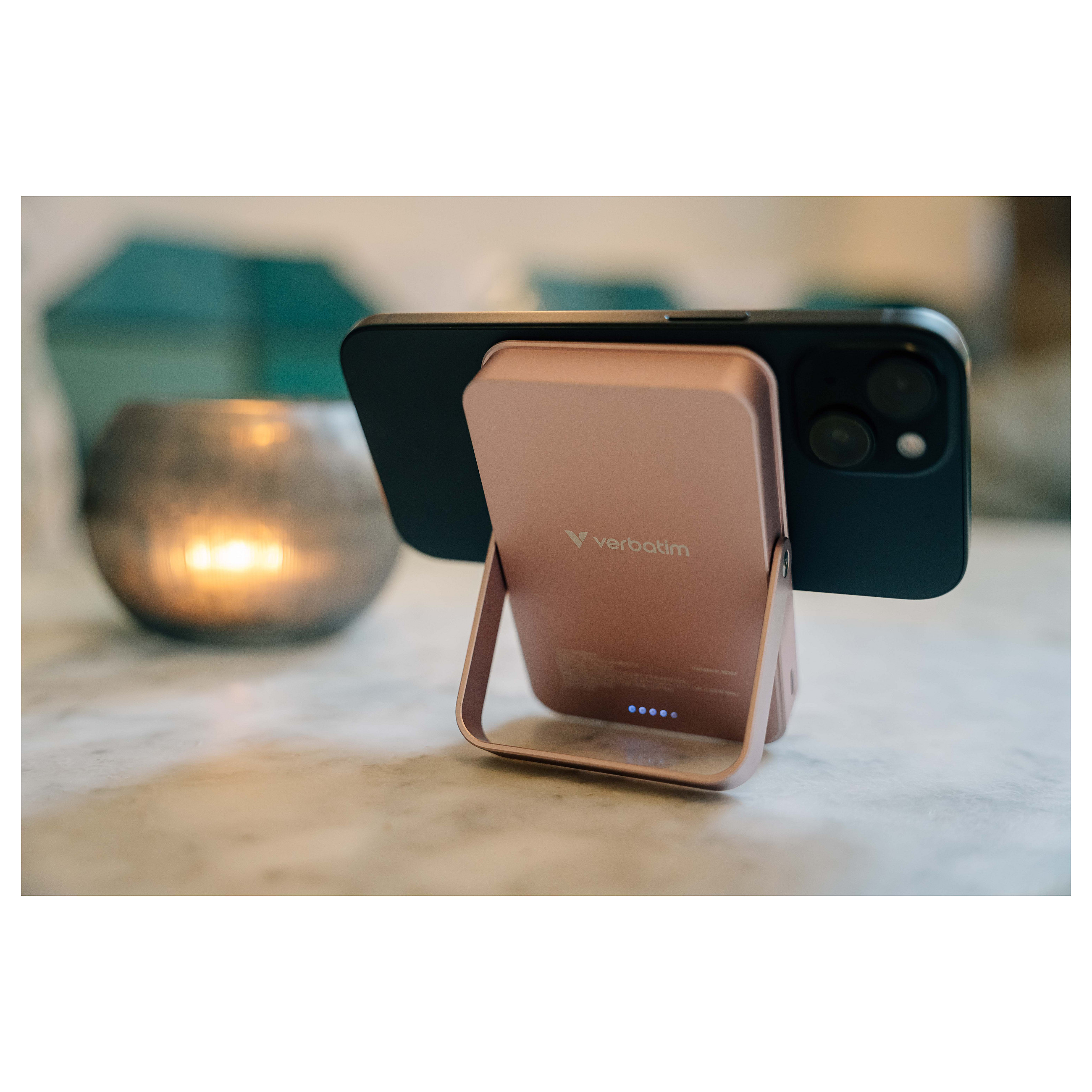 Powerbank VERBATIM Charge 'n' Go 10000mAh s postoljem, magnetsko bežično punjenje 15/20W, crni-6