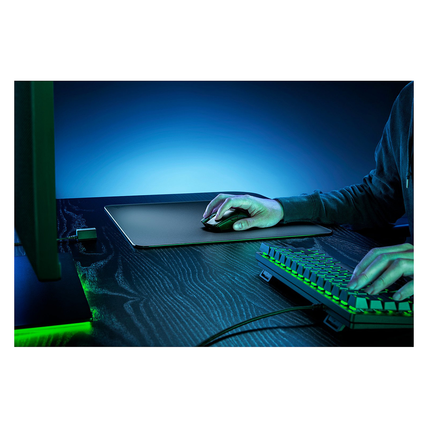Podloga za miš RAZER Atlas (Kaljeno staklo, 450x400mm, Crna)-2