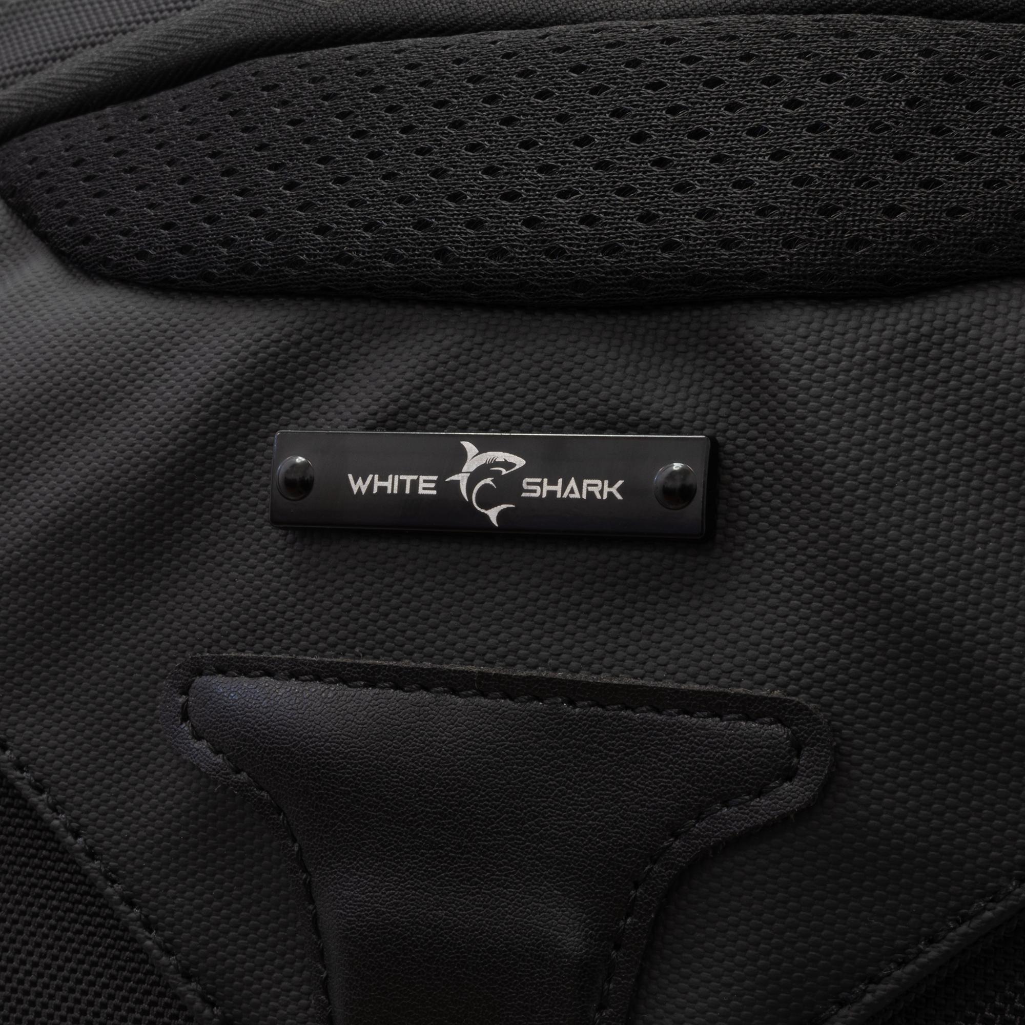 Ruksak WHITE SHARK GBP-013 Defender-4
