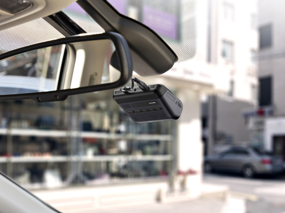 Kamera za snimanje vožnje ALPINE DVR-Q1000  (Connected Dash Cam -2K QHD)-4