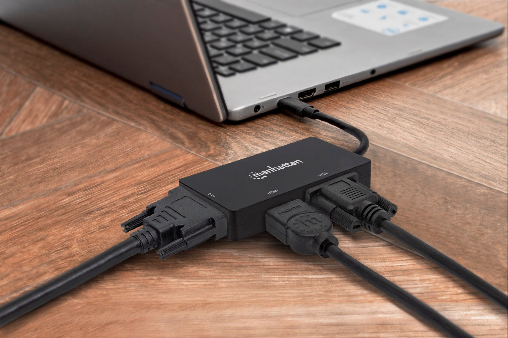USB-C hub MANHATTAN 3-u-1 (HDMI, DVI-I, VGA, crni)-1