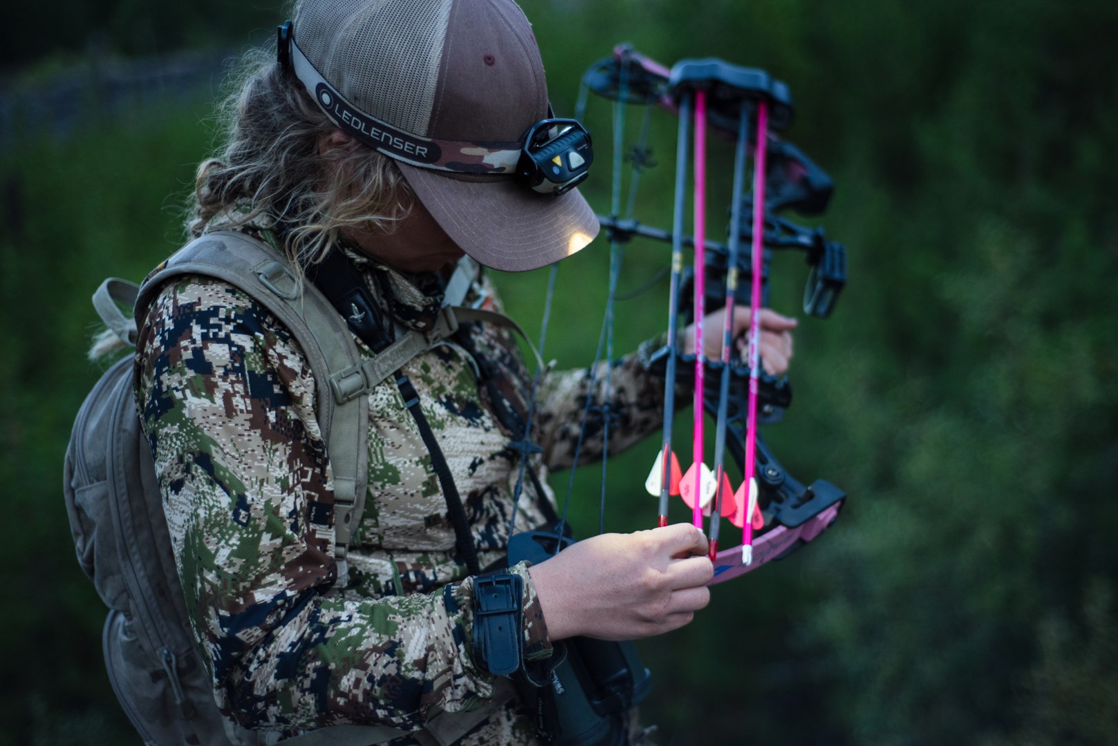 Ručna svjetiljka LEDLENSER MH8 Black-8