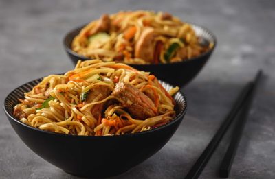 Wok tava FIREROCKET od lijevanog željeza (34 cm)-6