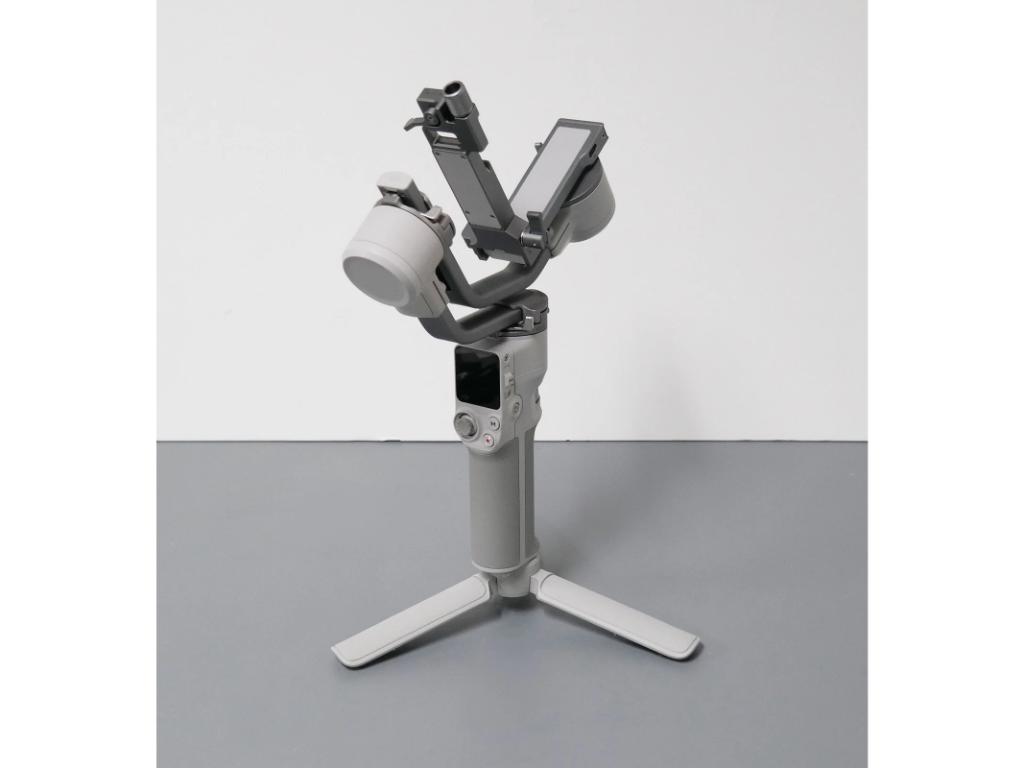 Stabilizator kamere DJI RS 4 Mini-8