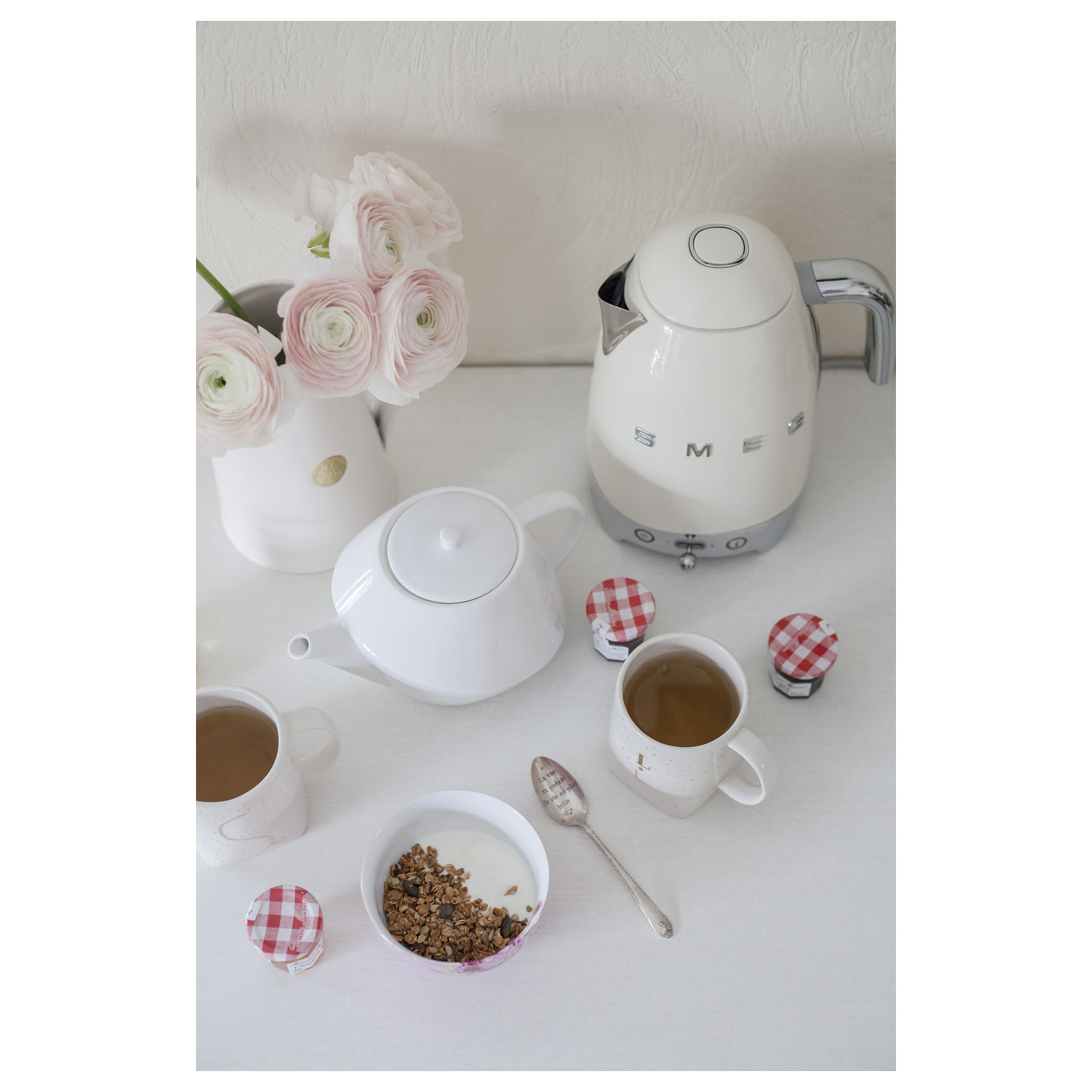 Kuhalo za vodu SMEG KLF04CREU, 1.7L, 2400W, varijabilna temperatura, krem-13