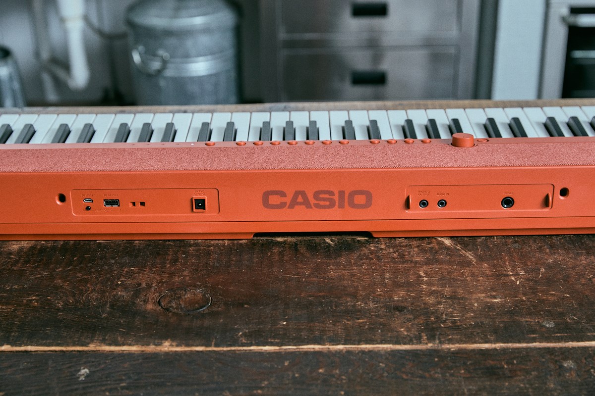Casio CT-S1 Digital synthesizer 61 Red-11