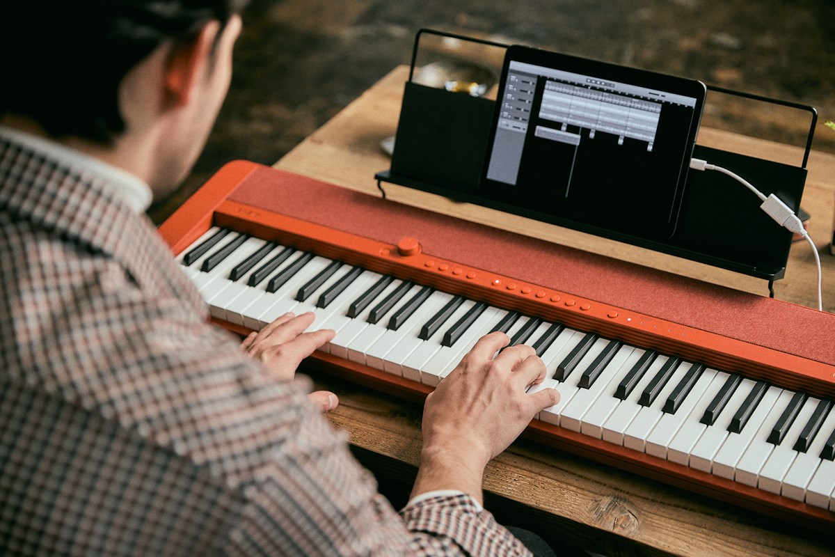 Casio CT-S1 Digital synthesizer 61 Red-3