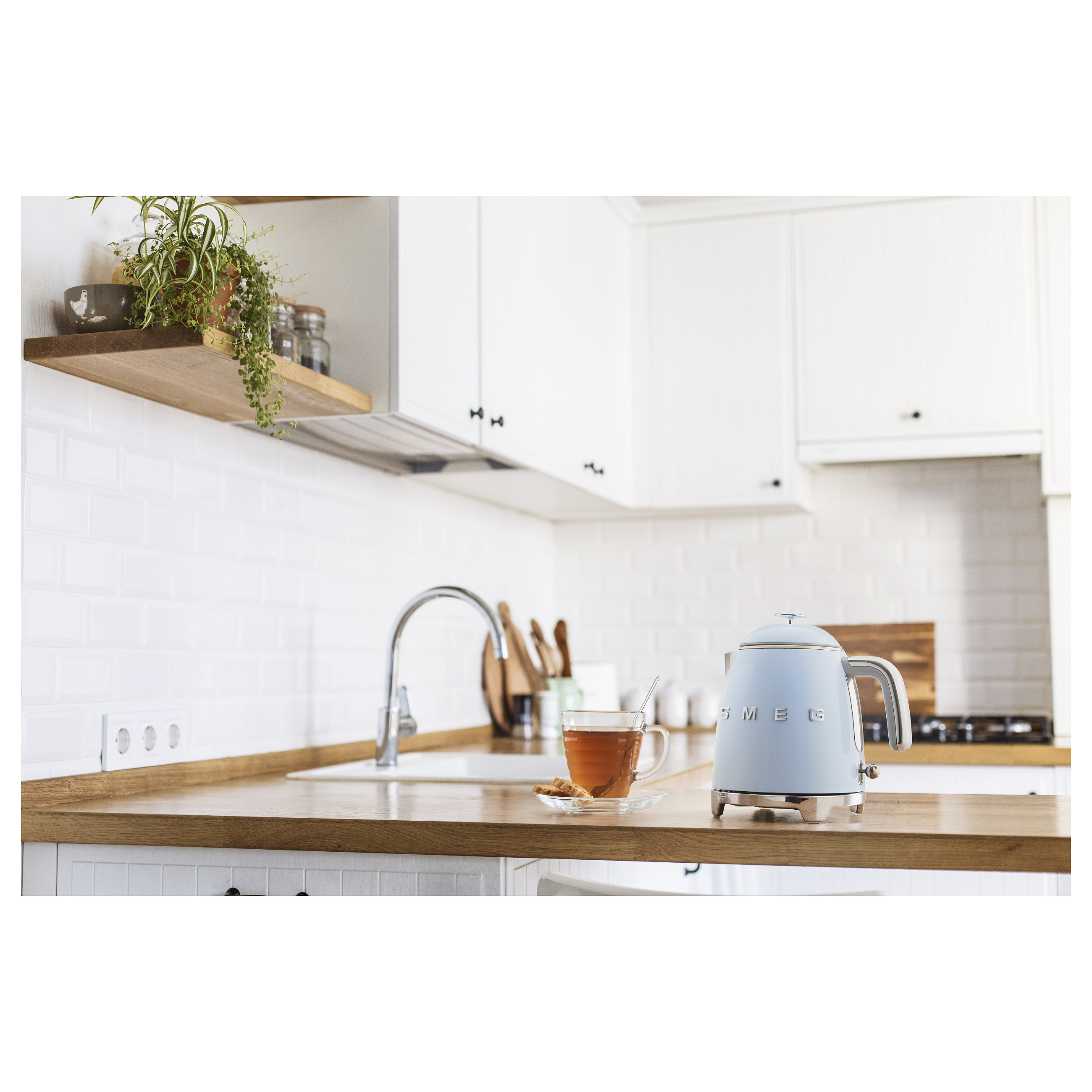Kuhalo za vodu SMEG KLF05PBEU, 0.8L, 50's Style, Pastelno plavo-17