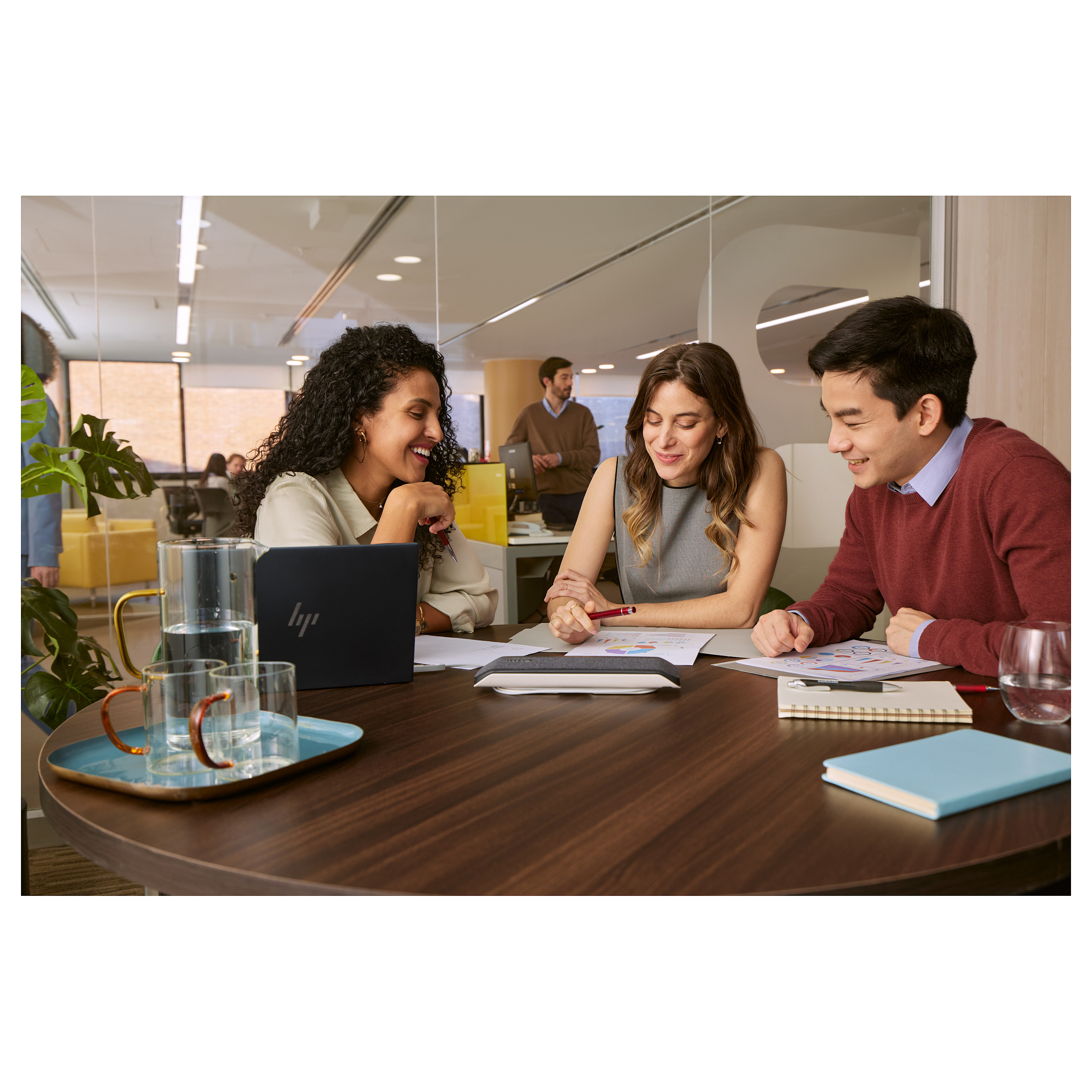 Zvučnik HP POLY Sync 40 Microsoft Teams Certified Speakerphone-5