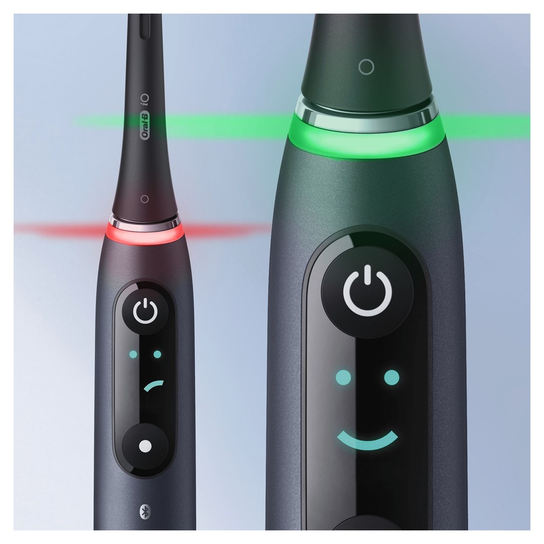 Električna četkica za zube ORAL-B iO Series 9 (2 električne četkice, 2 nastavka, magnetski punjač, putna futrola)-7