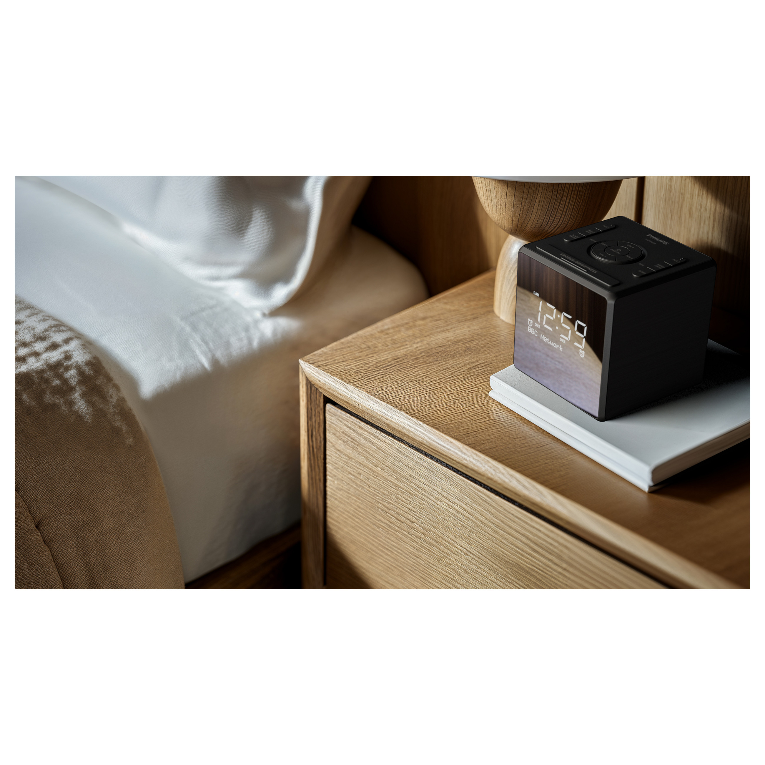 Philips radio budilica sa satom TAR4600-8