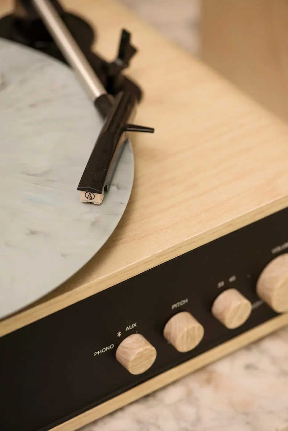 Gramofon CROSLEY Gig Natural-3