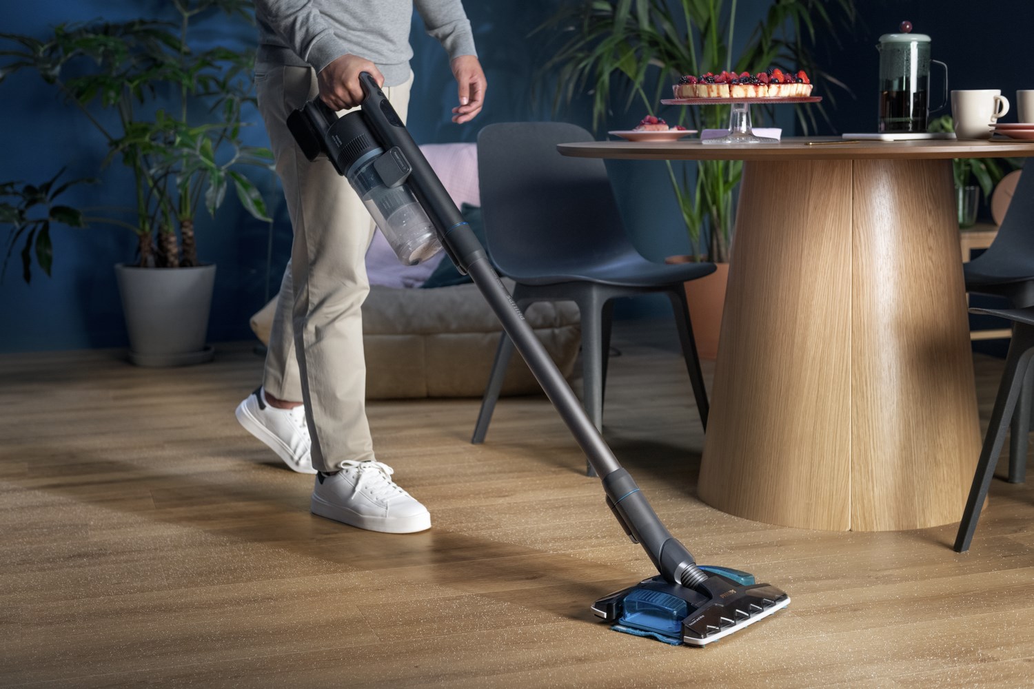Usisavač PHILIPS 8000 series XC8057/01 bežični usisavač s baterijom, suho i mokro usisavanje, 0.6 L, Aqua boja, crna-3