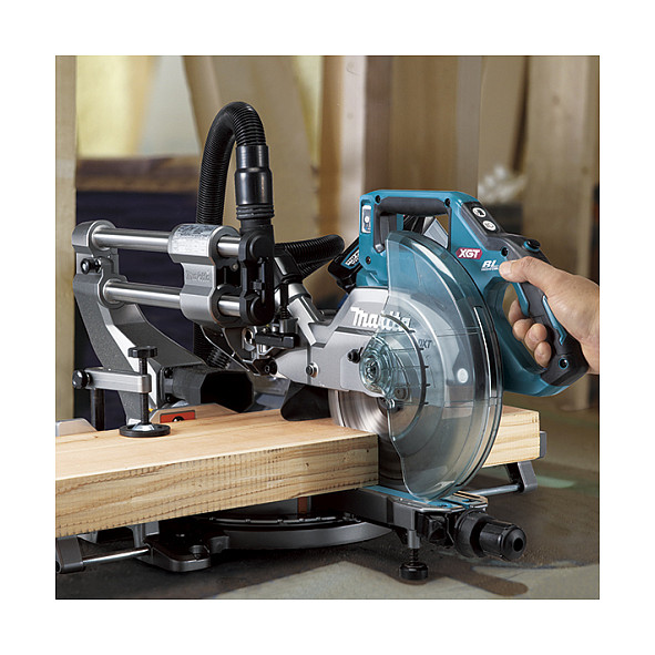 Akumulatorska potezno-nagibna pila MAKITA LS002GZ01 XGT (40V, 216mm, bez baterije, AWS adapter)-1