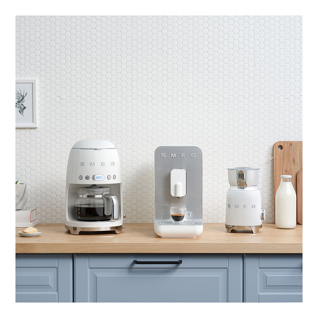 Aparat za kavu SMEG DCF02WHEU bijeli-4