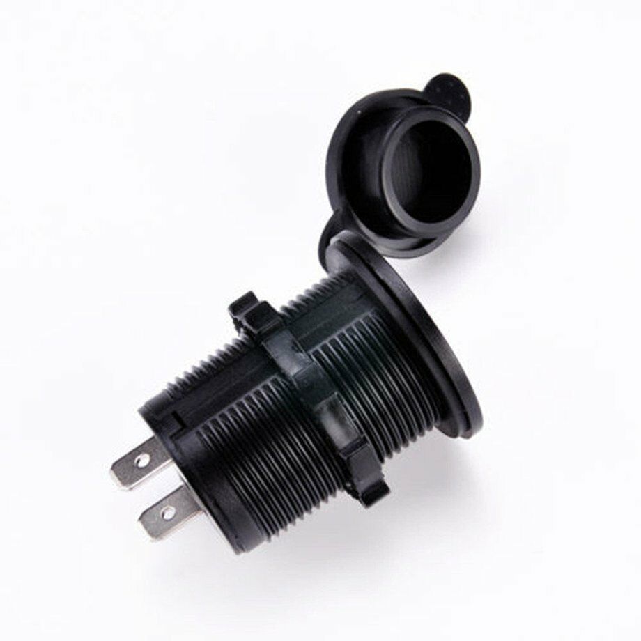 Utičnica za napajanje AMPIRE ZB600 (12V/15A)-12
