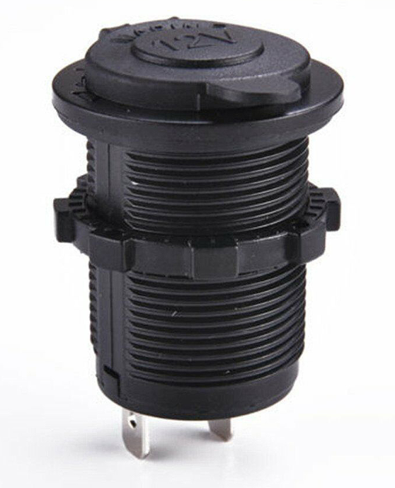 Utičnica za napajanje AMPIRE ZB600 (12V/15A)-4