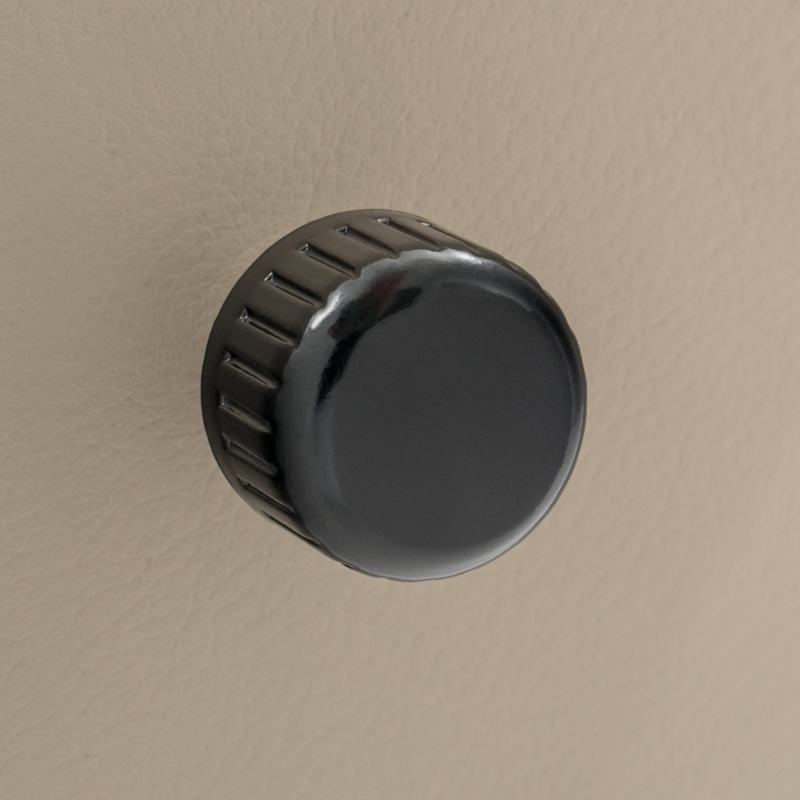Kontrolne tipke RETROSOUND Front Knobs, plastične, crne-0