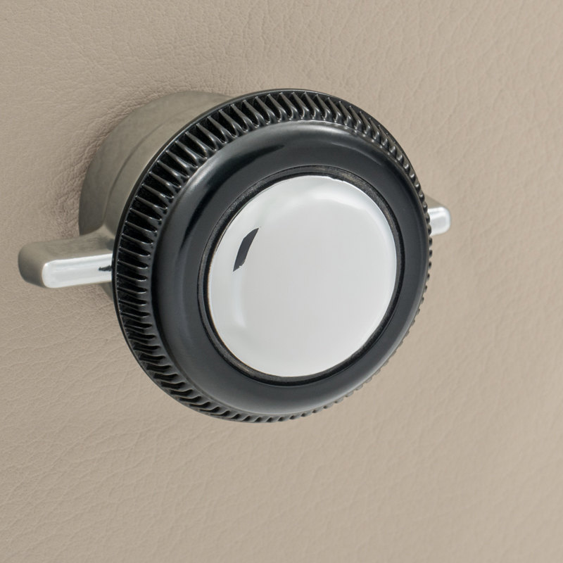 Kontrolne tipke RETROSOUND Front Knobs, plastične, kromirane-8