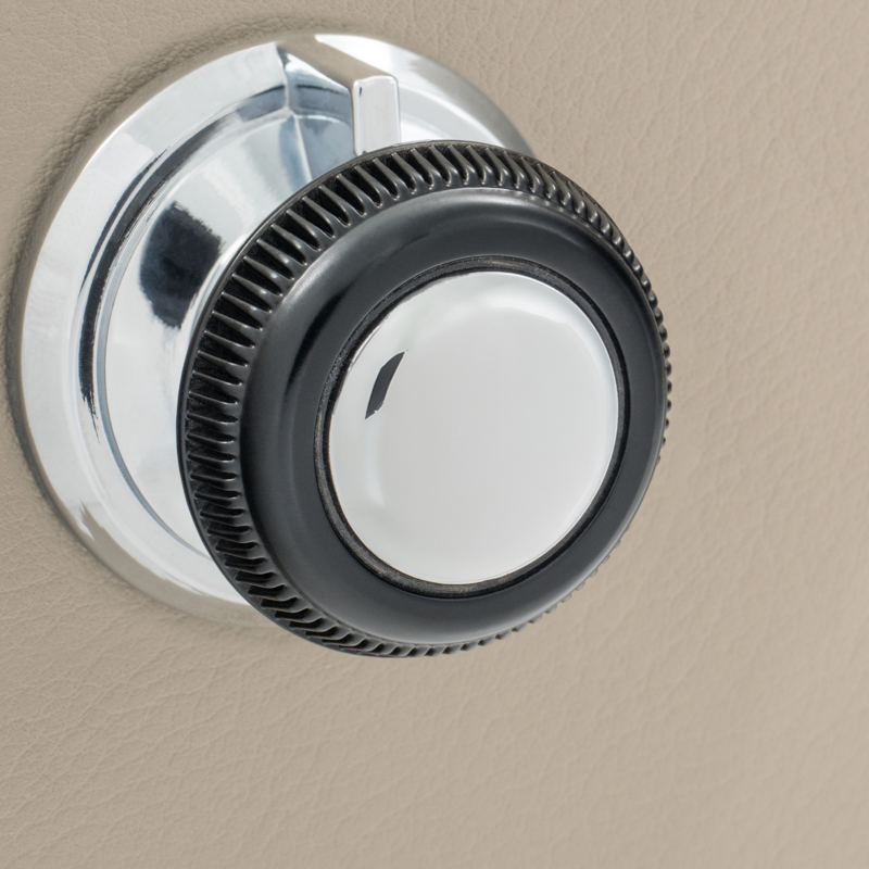 Kontrolne tipke RETROSOUND Front Knobs, plastične, kromirane-9