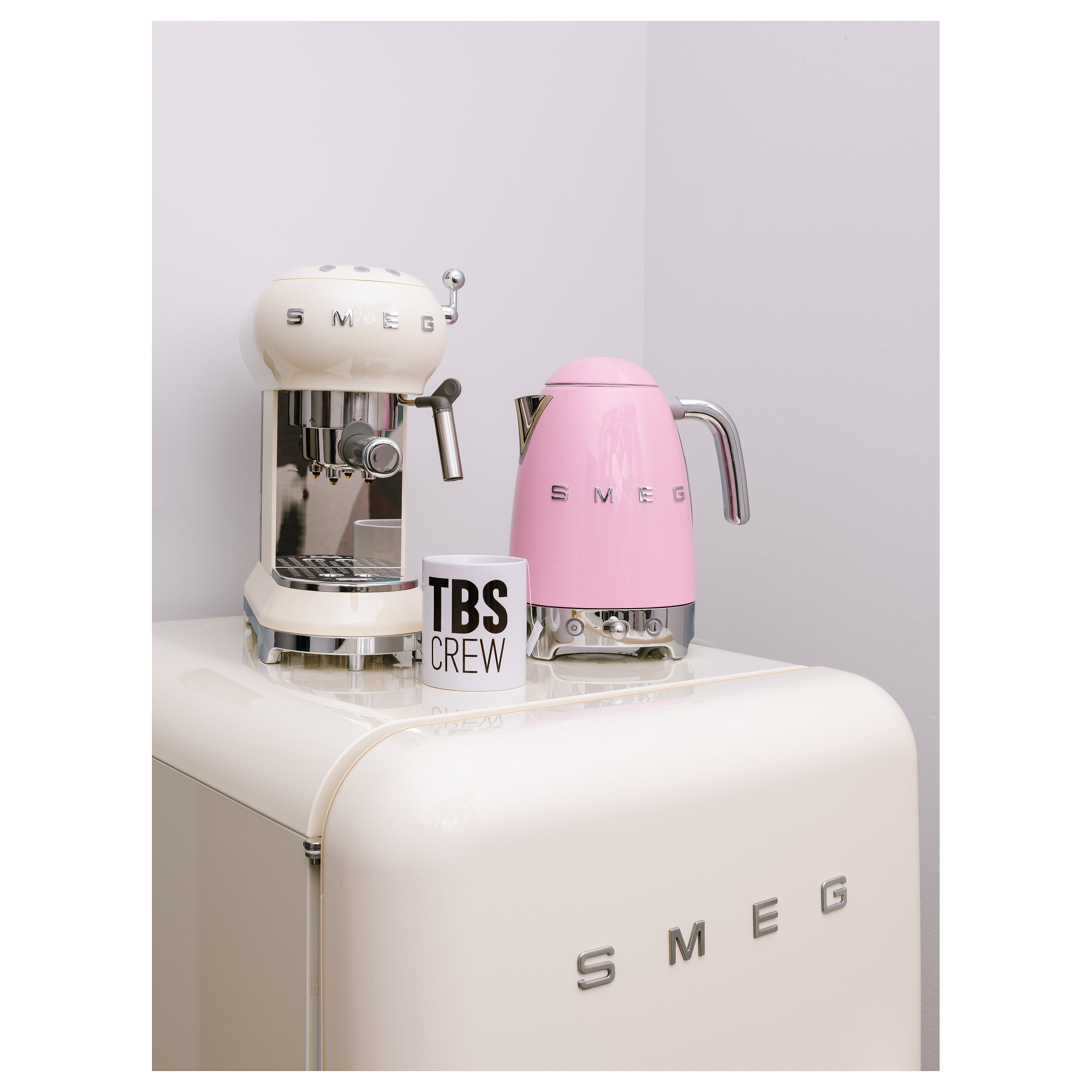 Kuhalo za vodu SMEG KLF03PKEU (50's style, roza boja)-10