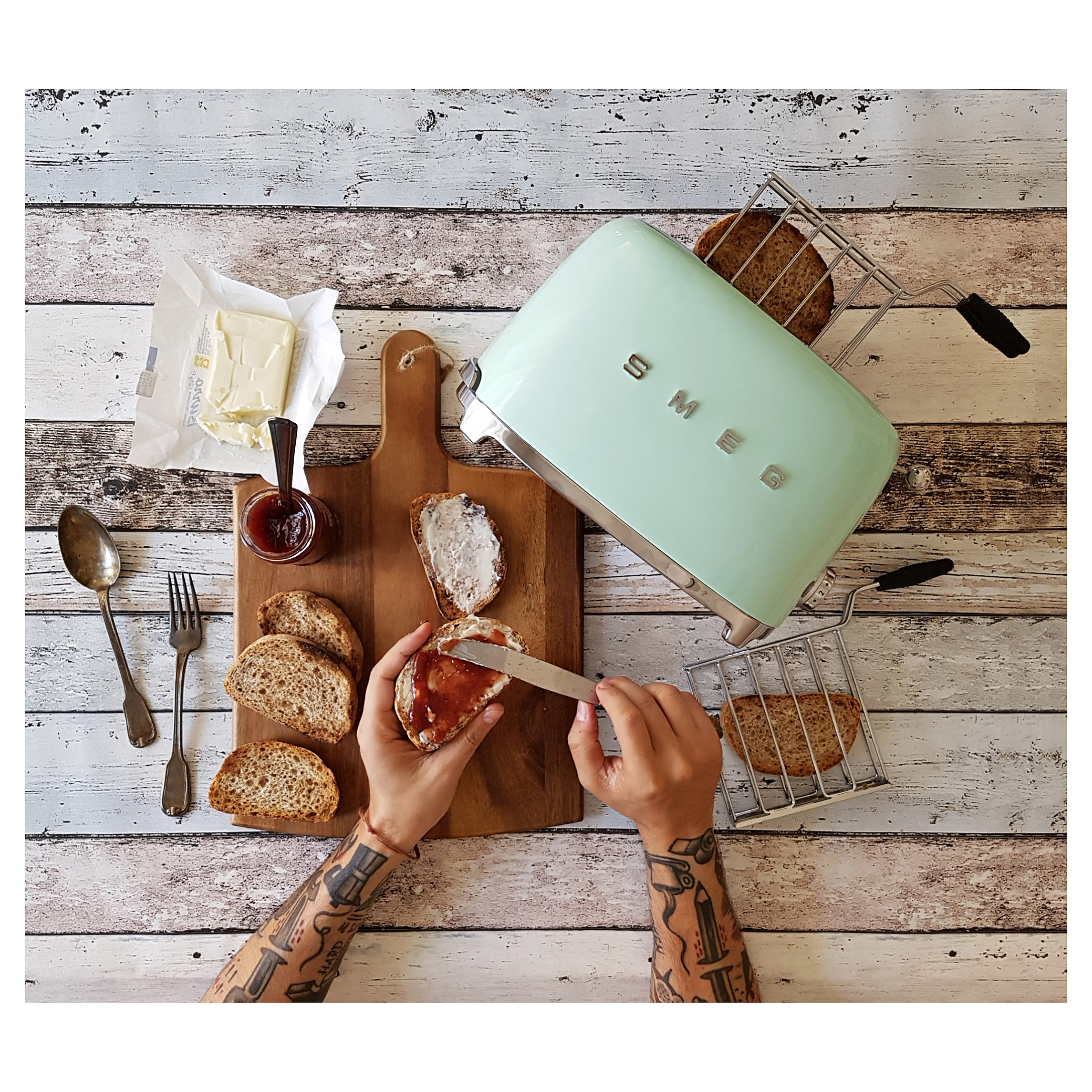 Toster SMEG TSF01PGEU 50's Style (2 utora, 950W, 6 razina tamnjenja) Pastel Green-16