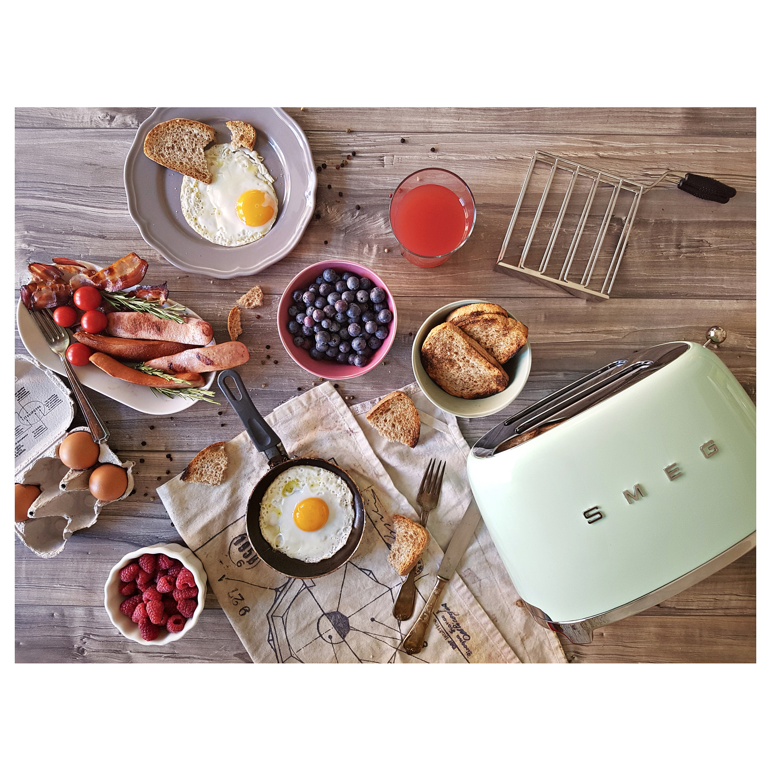 Toster SMEG TSF01PGEU 50's Style (2 utora, 950W, 6 razina tamnjenja) Pastel Green-17