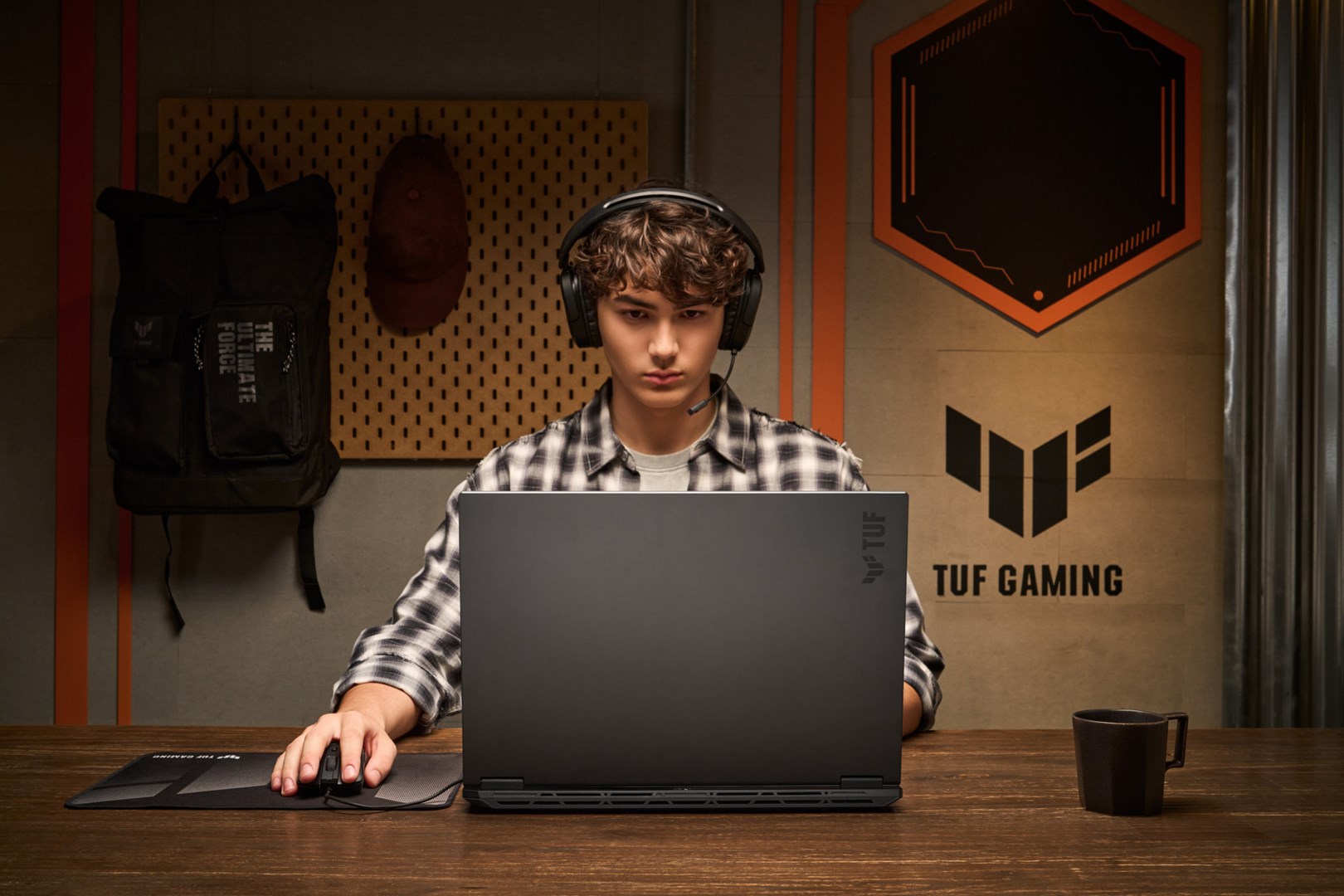 Laptop ASUS TUF Gaming A18 FA808UM-S9058 (18" 2.5K, AMD Ryzen™ 7 260, 16 GB RAM, 512 GB SSD, NVIDIA GeForce RTX 5060, Wi-Fi 6E, NoOS, siva) - internacionalna non HR tipkovnica-15