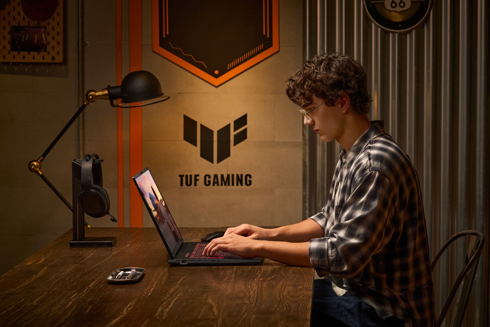 Laptop ASUS TUF Gaming A18 FA808UM-S9058 (18" 2.5K, AMD Ryzen™ 7 260, 16 GB RAM, 512 GB SSD, NVIDIA GeForce RTX 5060, Wi-Fi 6E, NoOS, siva) - internacionalna non HR tipkovnica-16