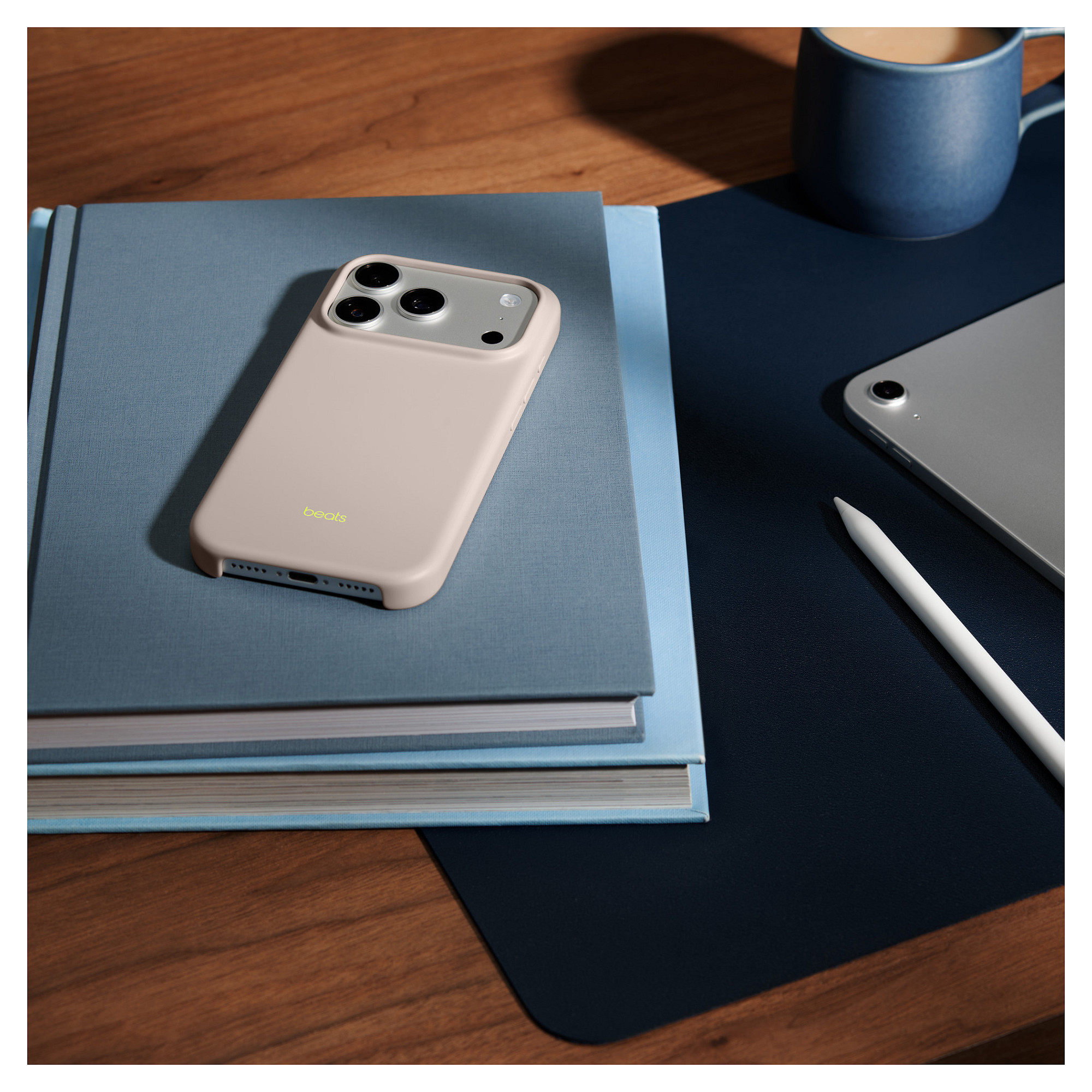 Futrola za iPhone APPLE Beats iPhone 17 Pro s MagSafe i kontrolom kamere - Lime Stone-5