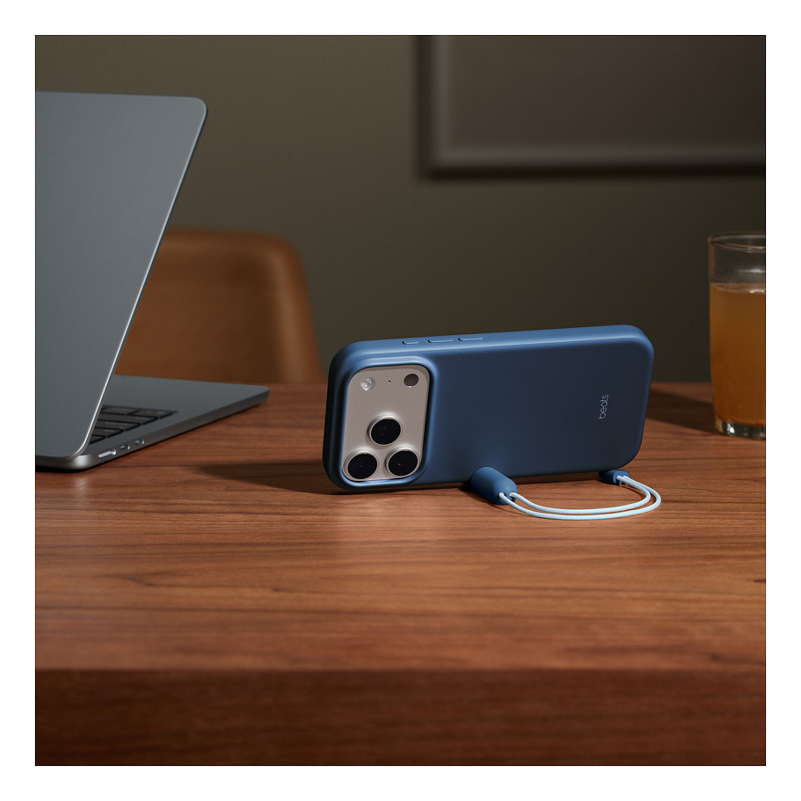 Dodaci APPLE Beats iPhone 17 Pro Kickstand Case (MagSafe, kontrola kamere)-7