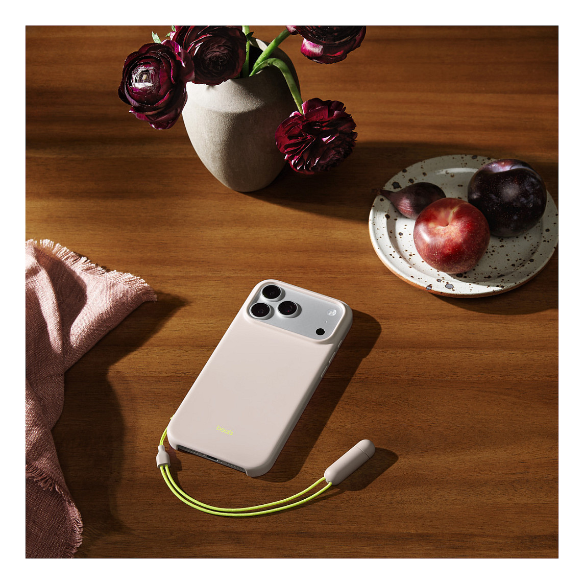 Futrola BEATS iPhone 17 Pro Max Kickstand Case s MagSafe i kontrolom kamere - Lime Stone-7